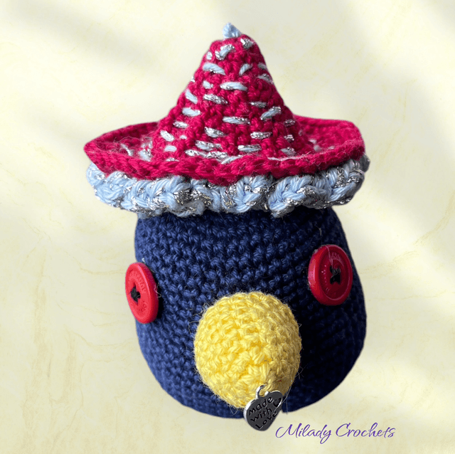 Le corbeau et les chapeaux