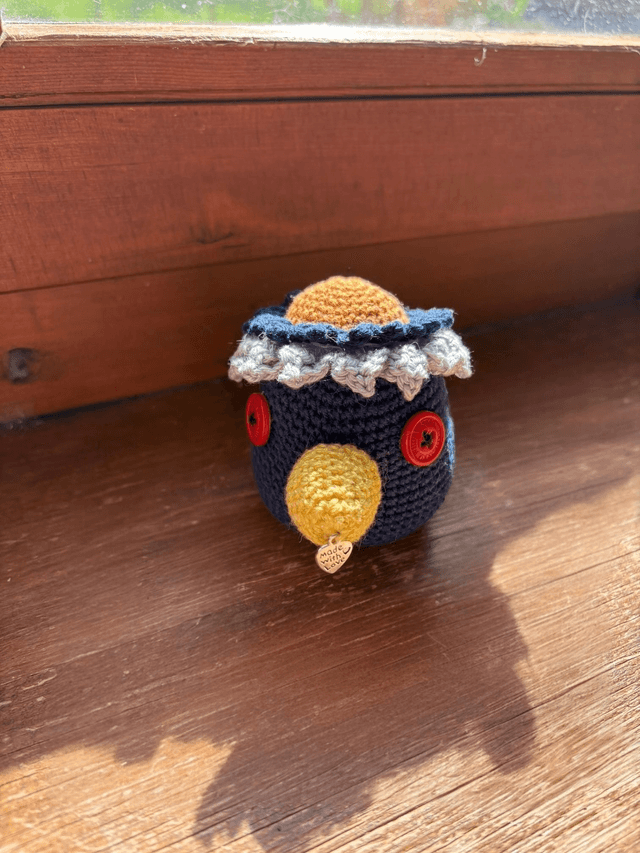 Le corbeau et les chapeaux